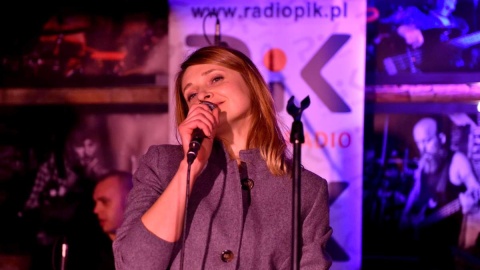 Sylwia Kwasiborska i Mark Olbrich Blues Eternity na scenie Hard Rock Pub Pamela w Toruniu. Fot. Wojciech Zillmann
