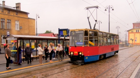 Przystanek tramwajowy przy głównym dworcu kolejowym w Bydgoszczy. Fot. Henryk Żyłkowski