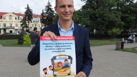 Czyj plakat o darmowej komunikacji dla uczniów Spór we Włocławku
