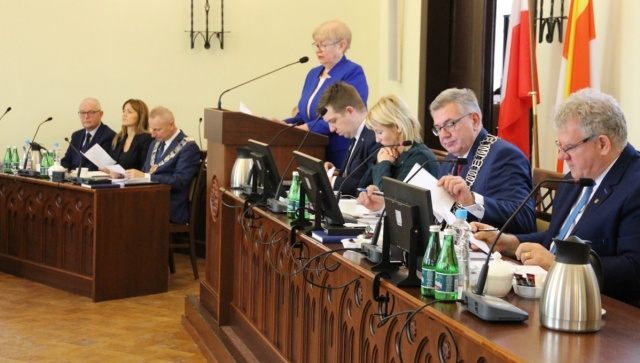58 mln zł na inwestycje. Przyjęty budżet Inowrocławia na 2019 r.