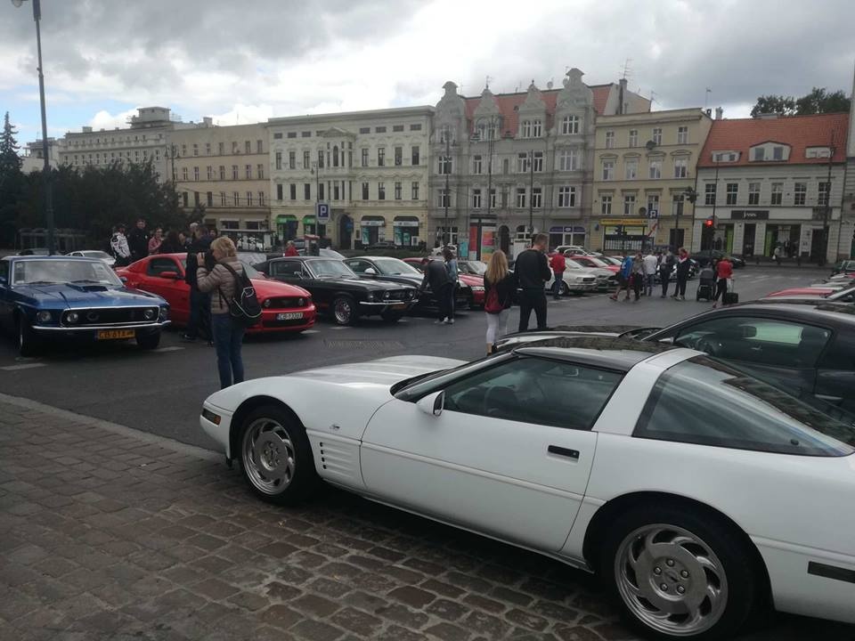 Mustangi można było podziwiać na ul. Mostowej w Bydgoszczy. Fot. Monika Siwak-Waloszewska