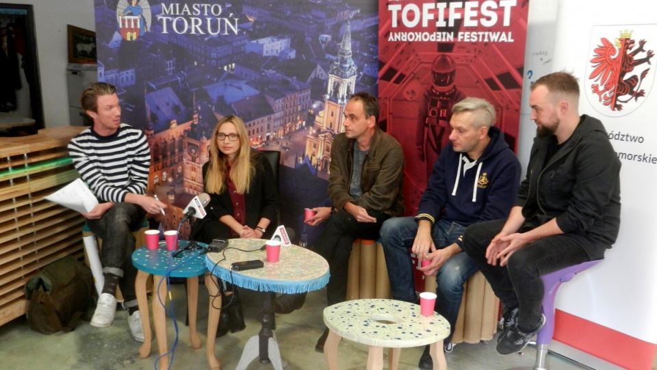 O szczegółach tegorocznej edycji toruńskiego Festiwalu Tofifest, poinformowano 11 października na spotkaniu z dziennikarzami. Fot. Iwona Muszytowska-Rzeszotek