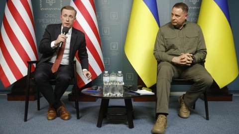 Doradca Bidena złożył niezapowiadaną wizytę w Kijowie i obiecał dalsze wsparcie dla Ukrainy
